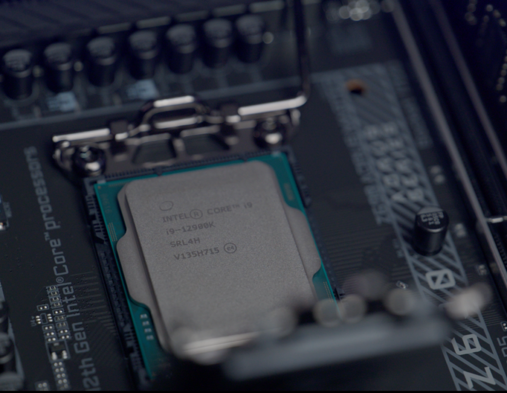 Cách cài đặt CPU Intel hoặc AMD trong máy tính