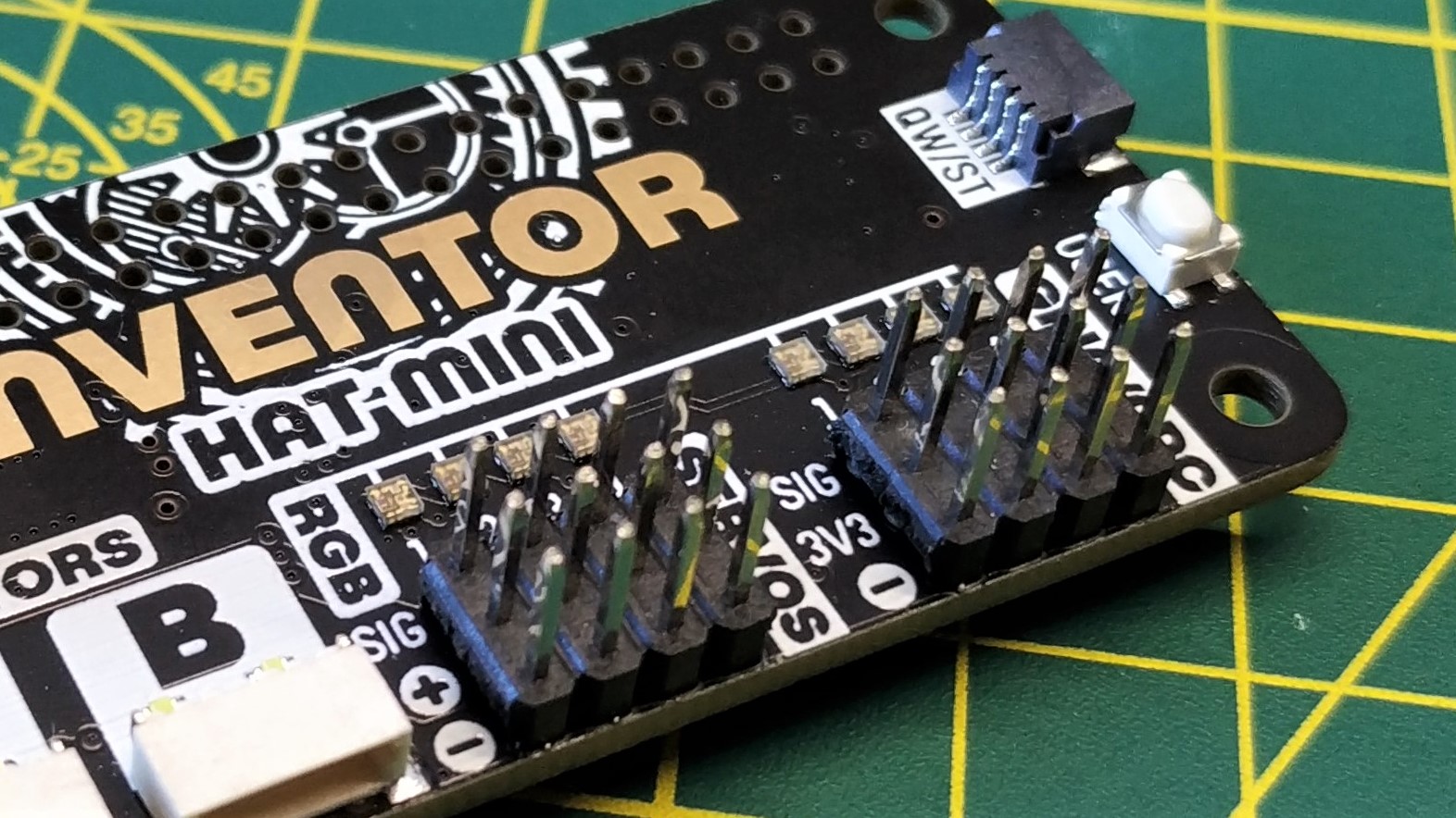 Pimoroni Inventor HAT Mini