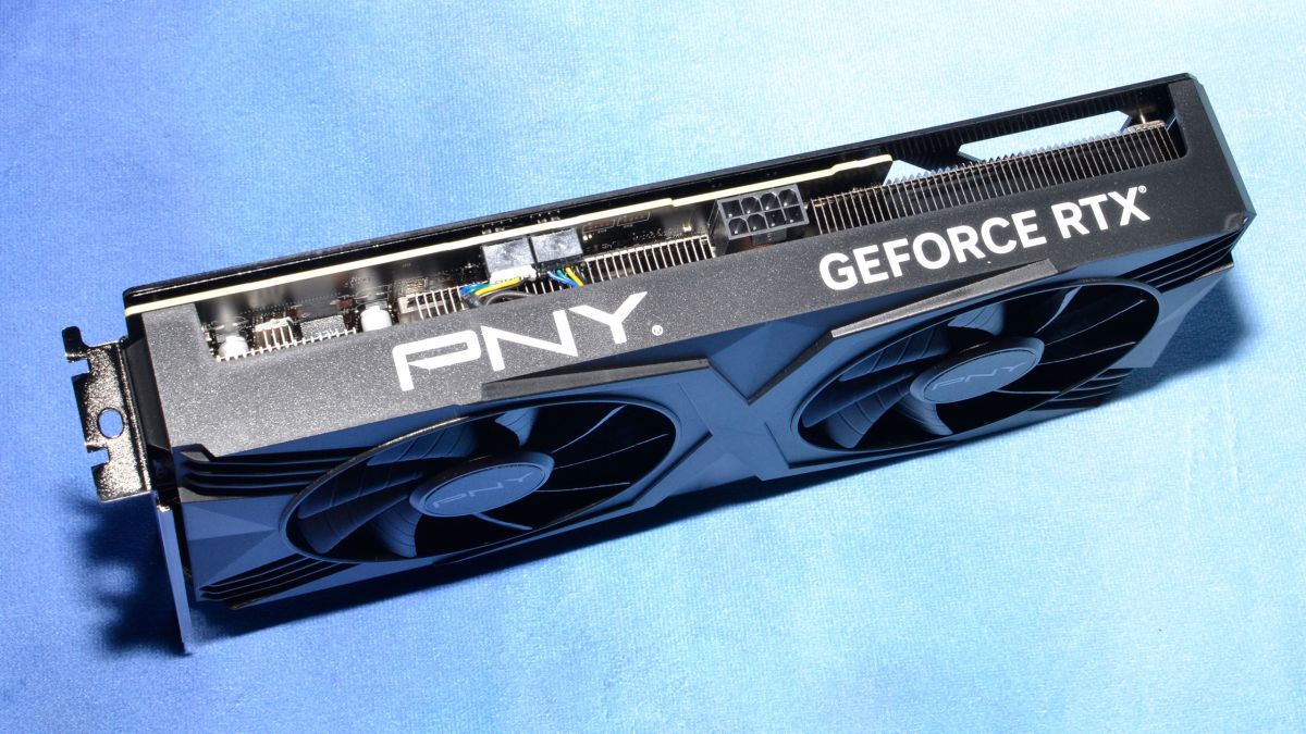 PNY RTX 4070 card photos and unboxing