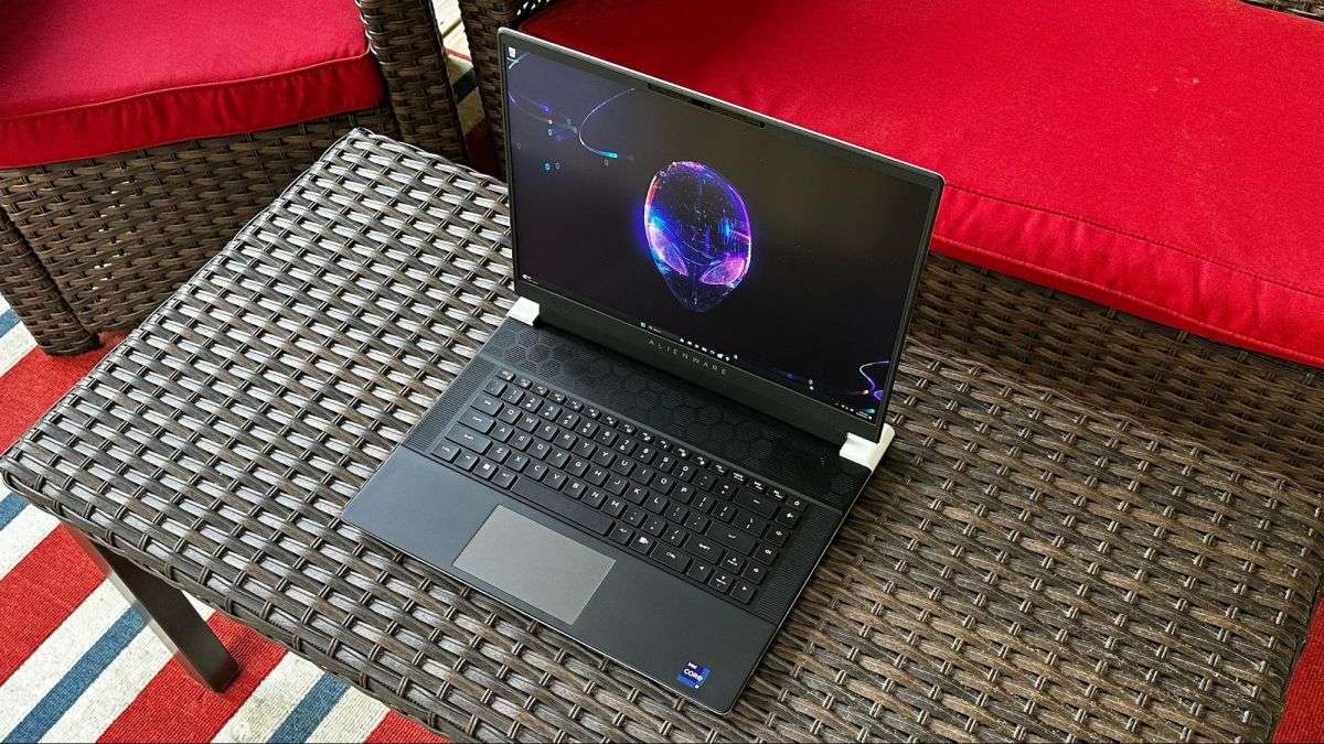 Alienware x16 (2023) Review: Compromised Performance in a Pretty Shell